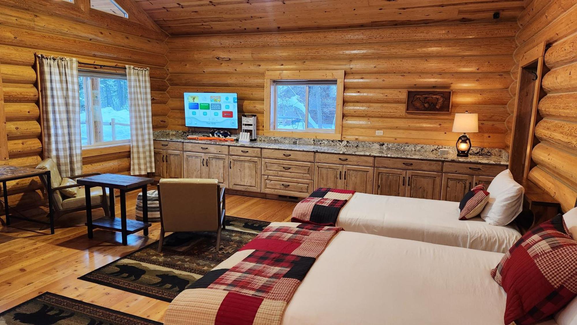 Beargrass Lodging & Rv Resort Hungry Horse Екстер'єр фото