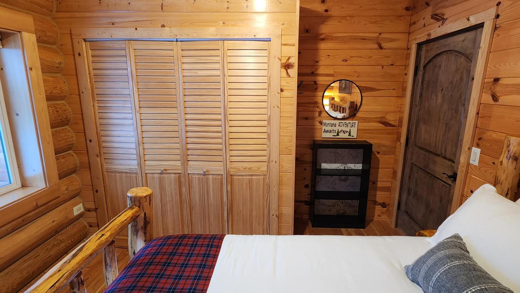 Beargrass Lodging & Rv Resort Hungry Horse Екстер'єр фото