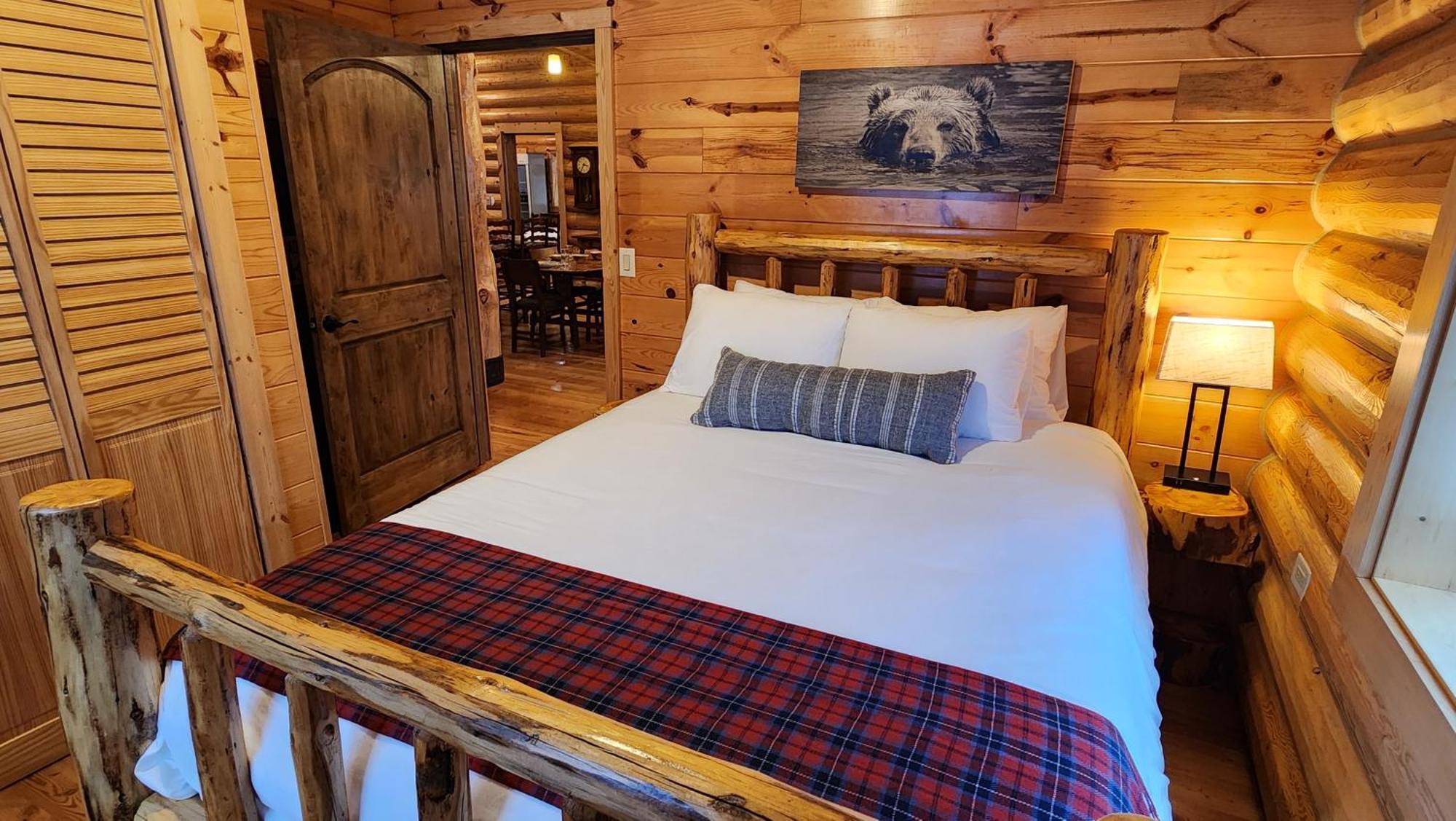 Beargrass Lodging & Rv Resort Hungry Horse Екстер'єр фото
