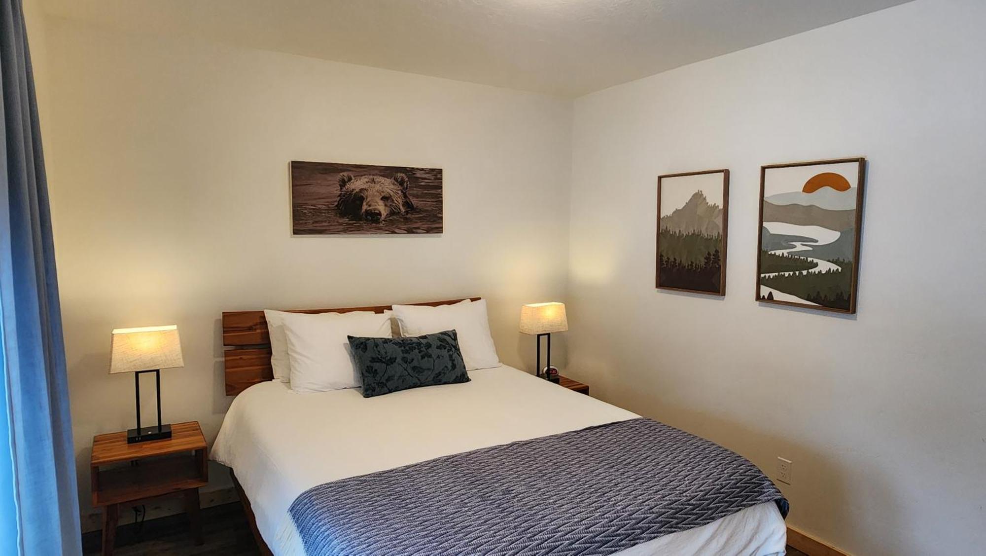 Beargrass Lodging & Rv Resort Hungry Horse Екстер'єр фото